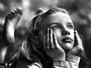 daydreaming-girl
